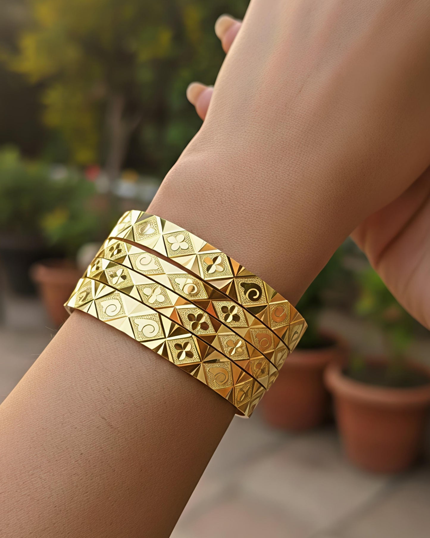 Forming 6 pcs bangles