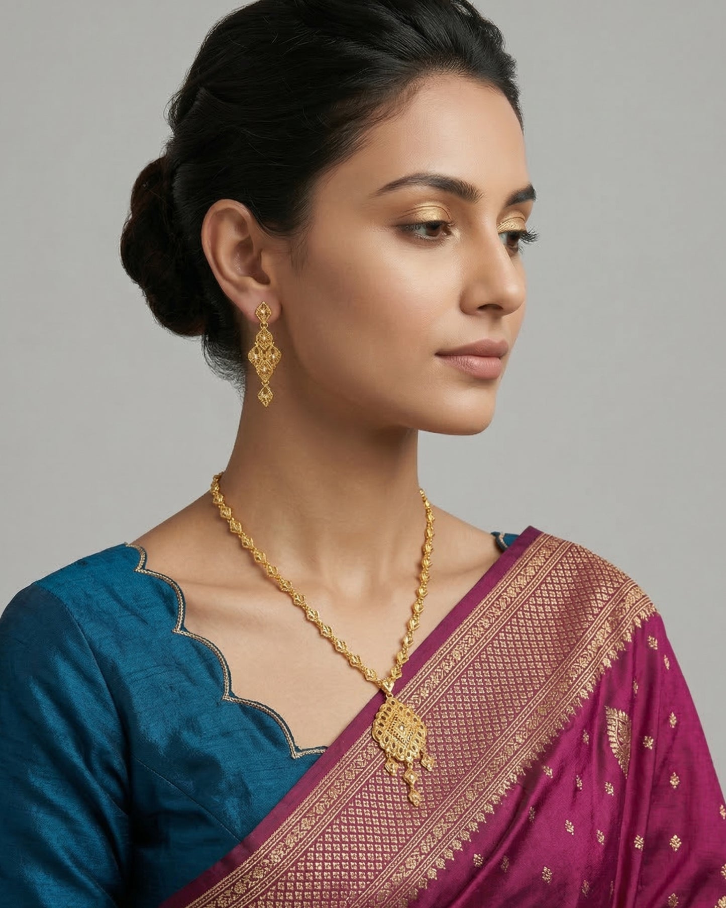 Forming Necklace