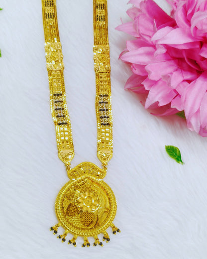 Forming Long Mangalsutra