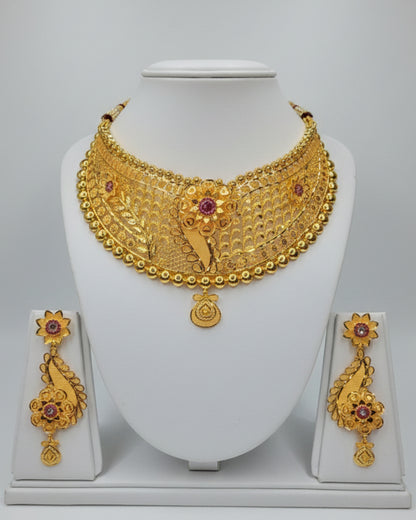 Forming Necklace