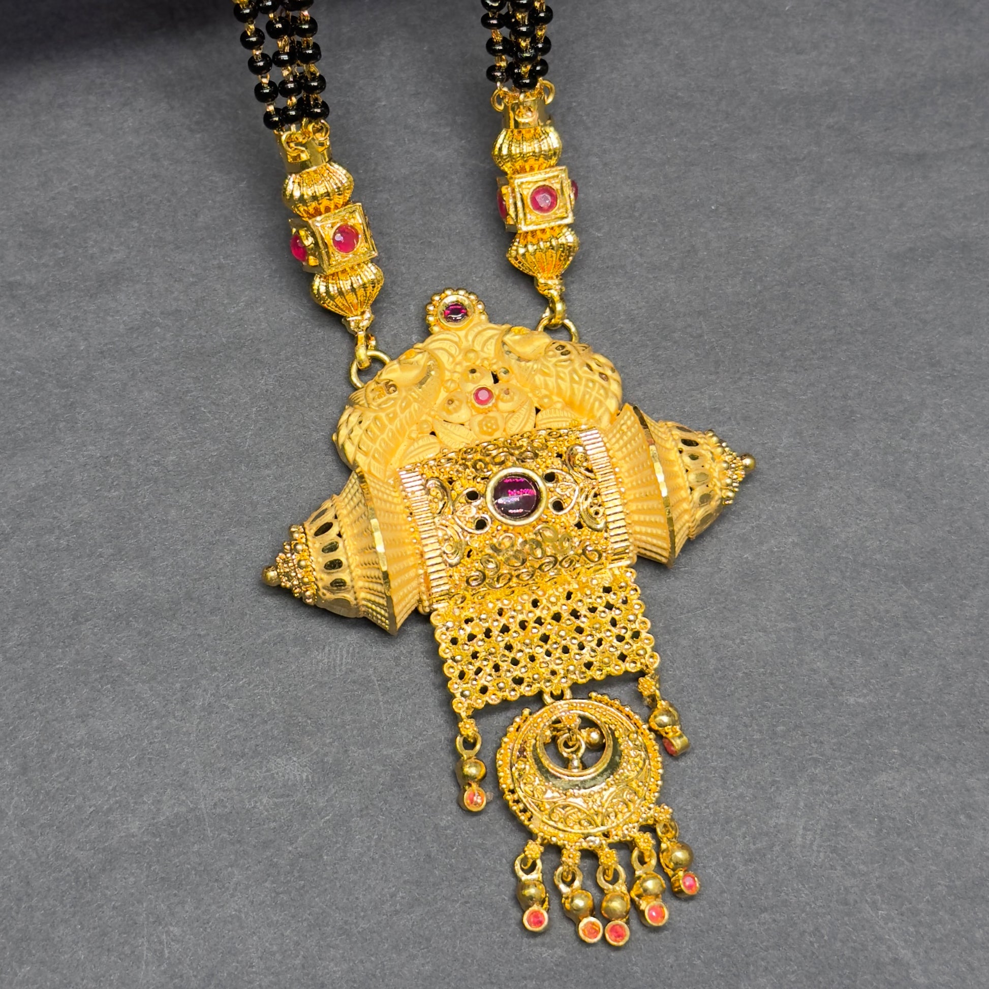 Forming Long Mangalsutra