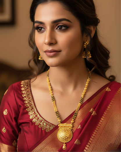 Forming Damru Mangalsutra