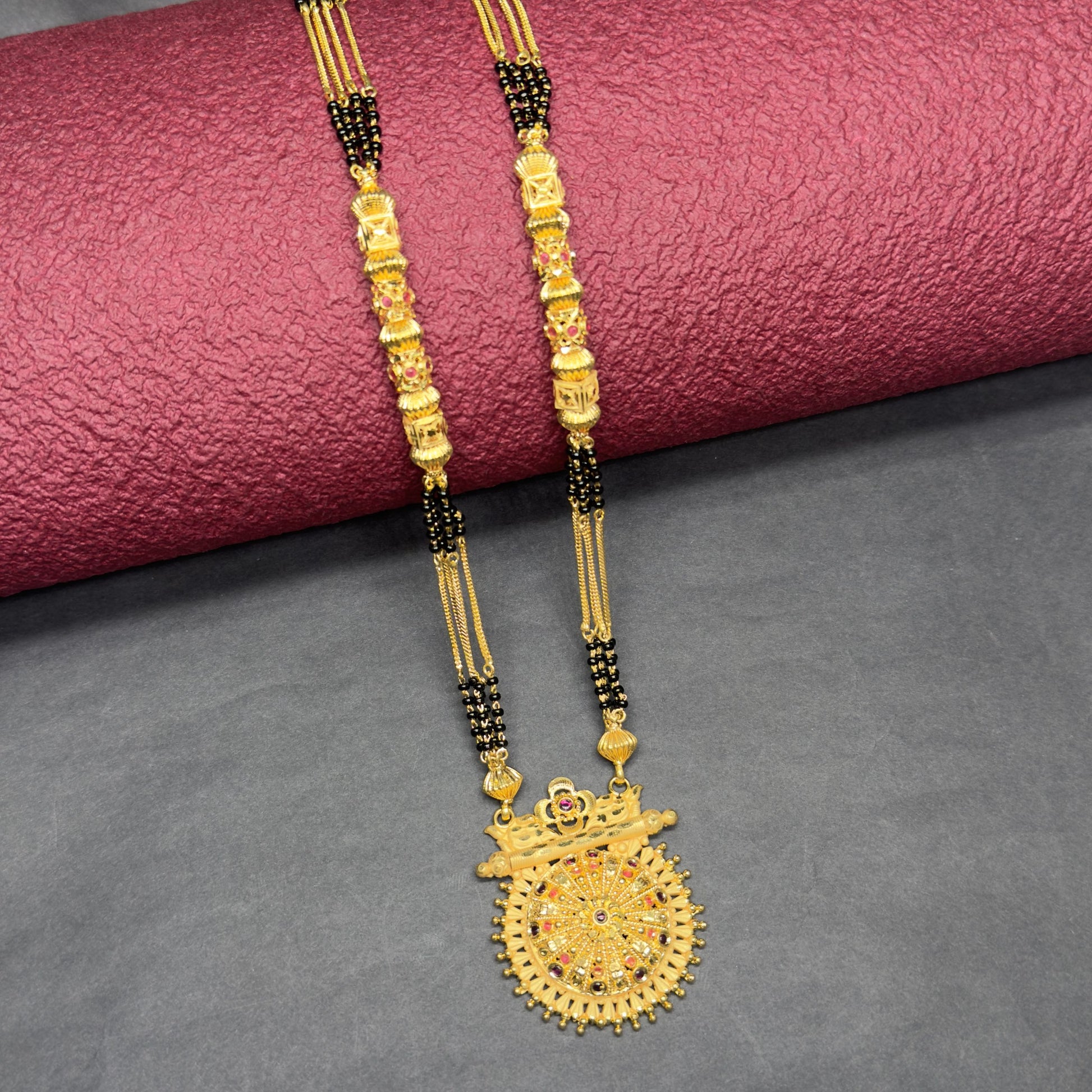 Forming Long Mangalsutra