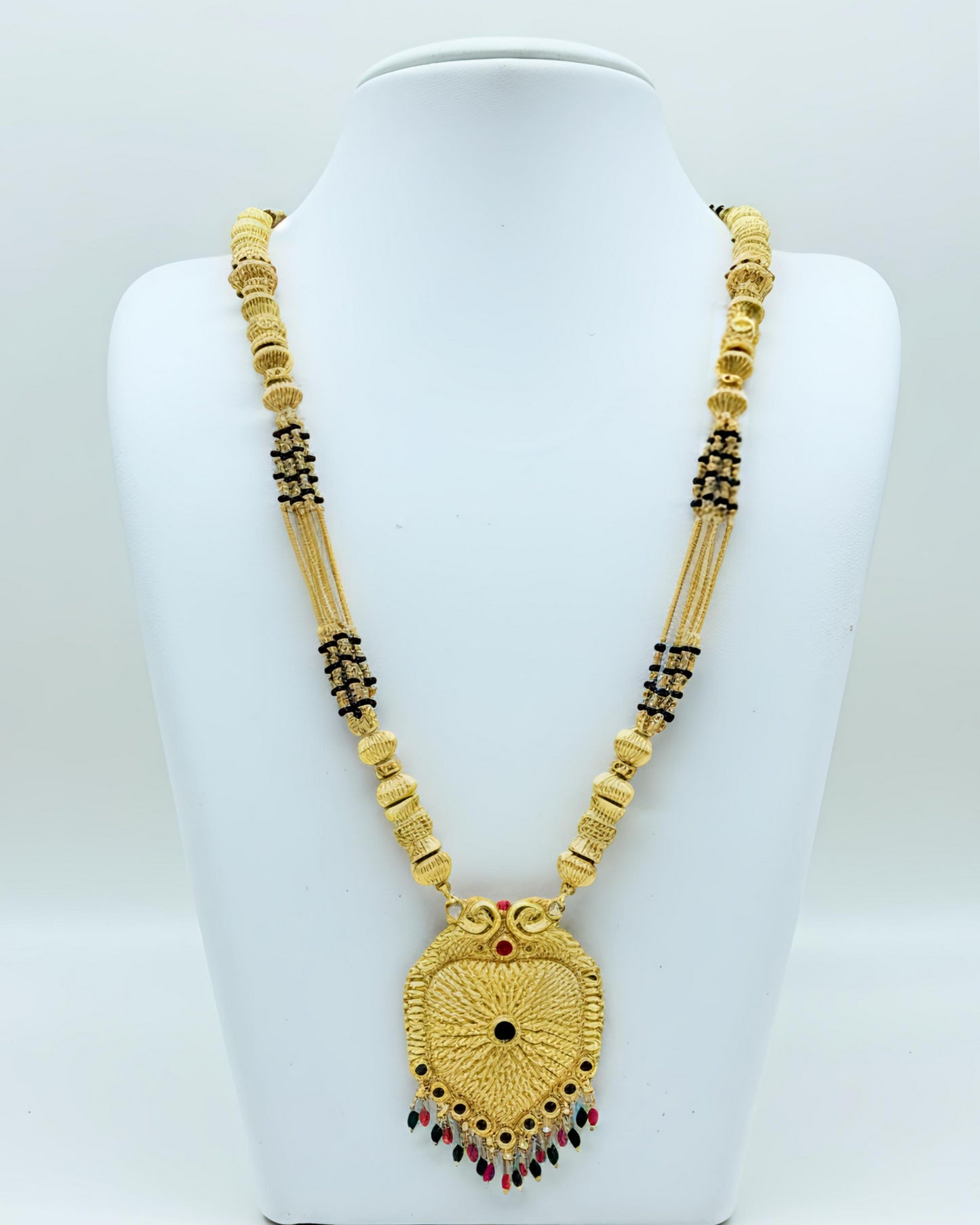 Forming Long Mangalsutra