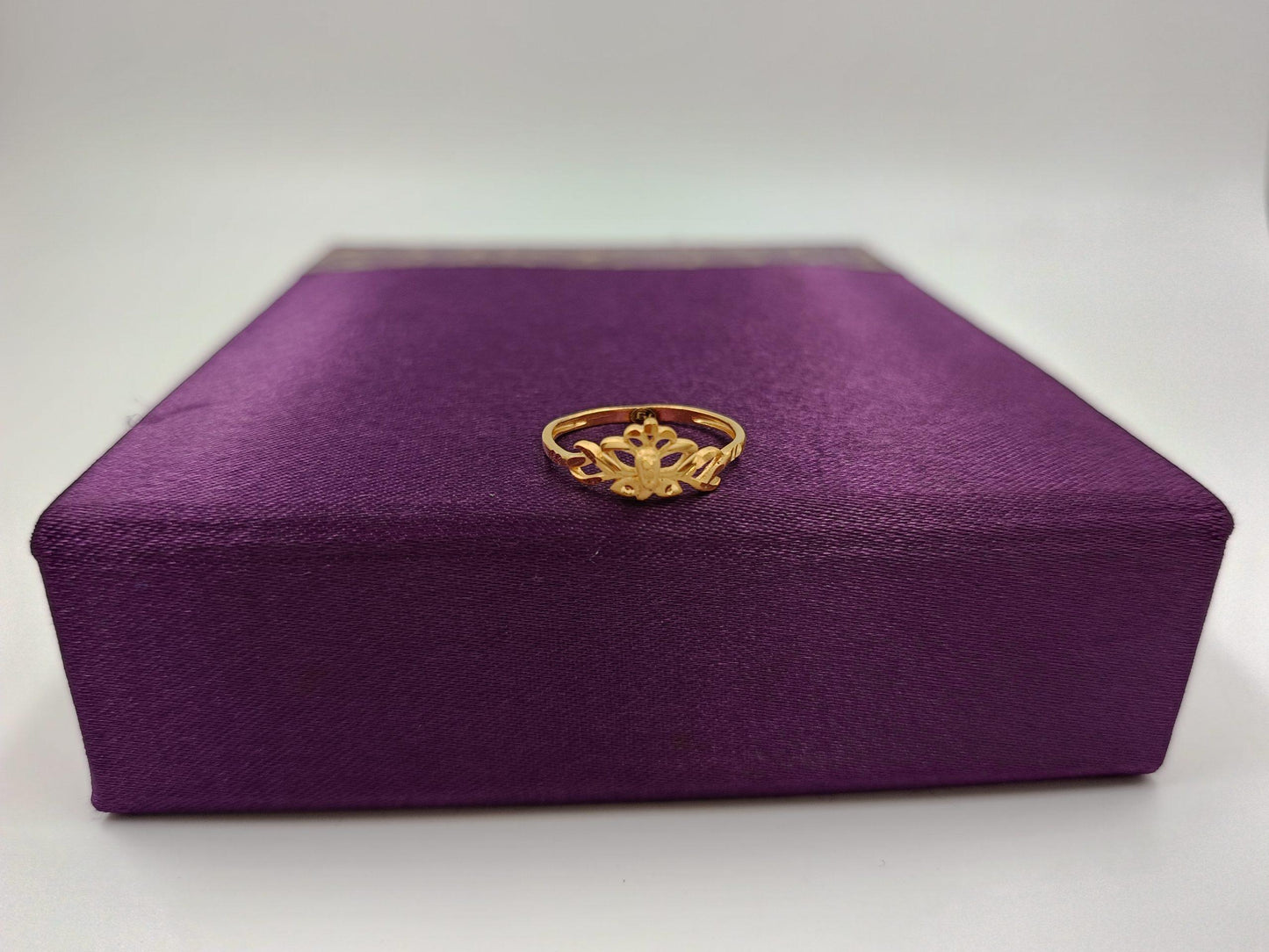 Women's Ring