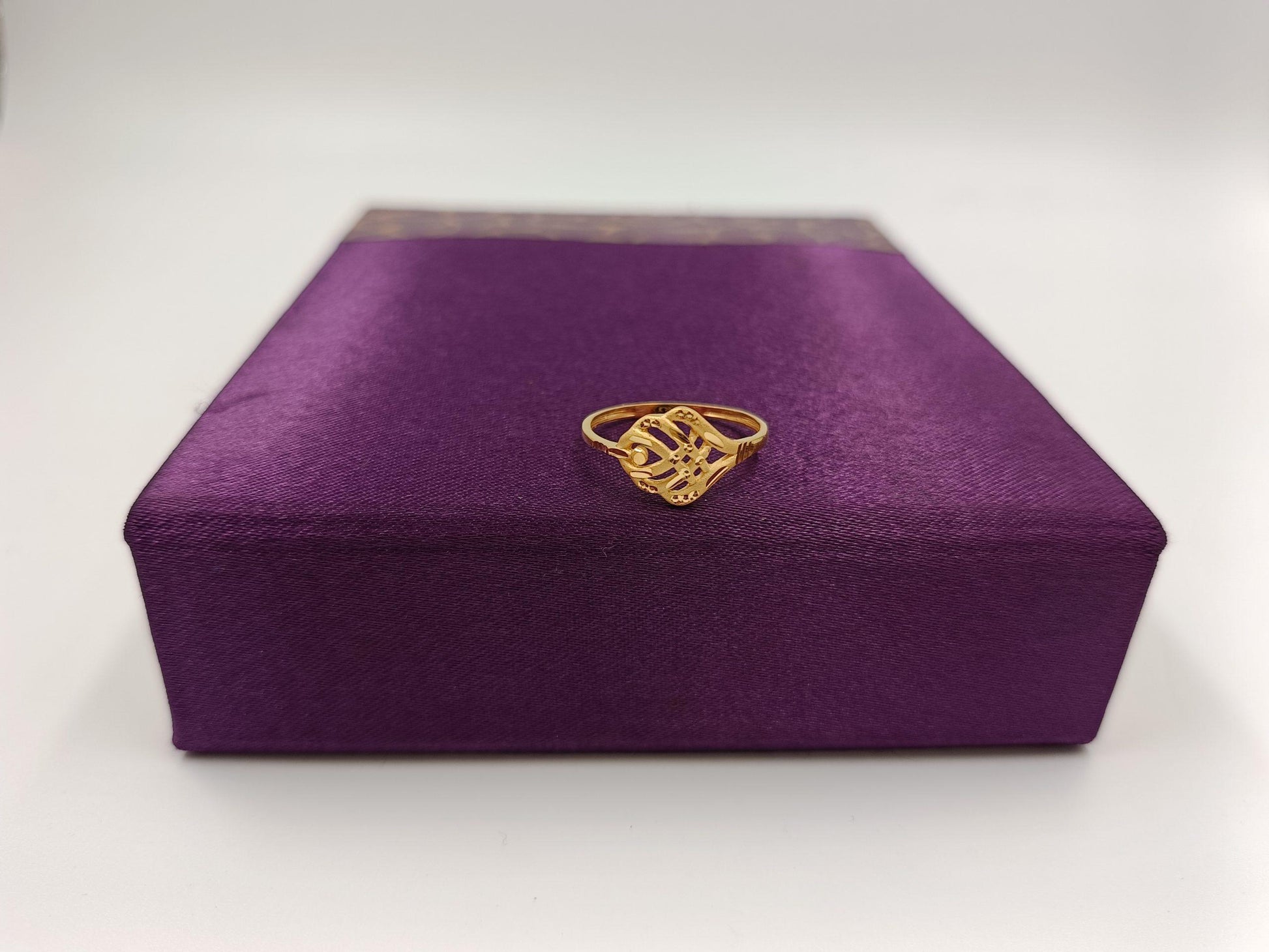Women's Ring