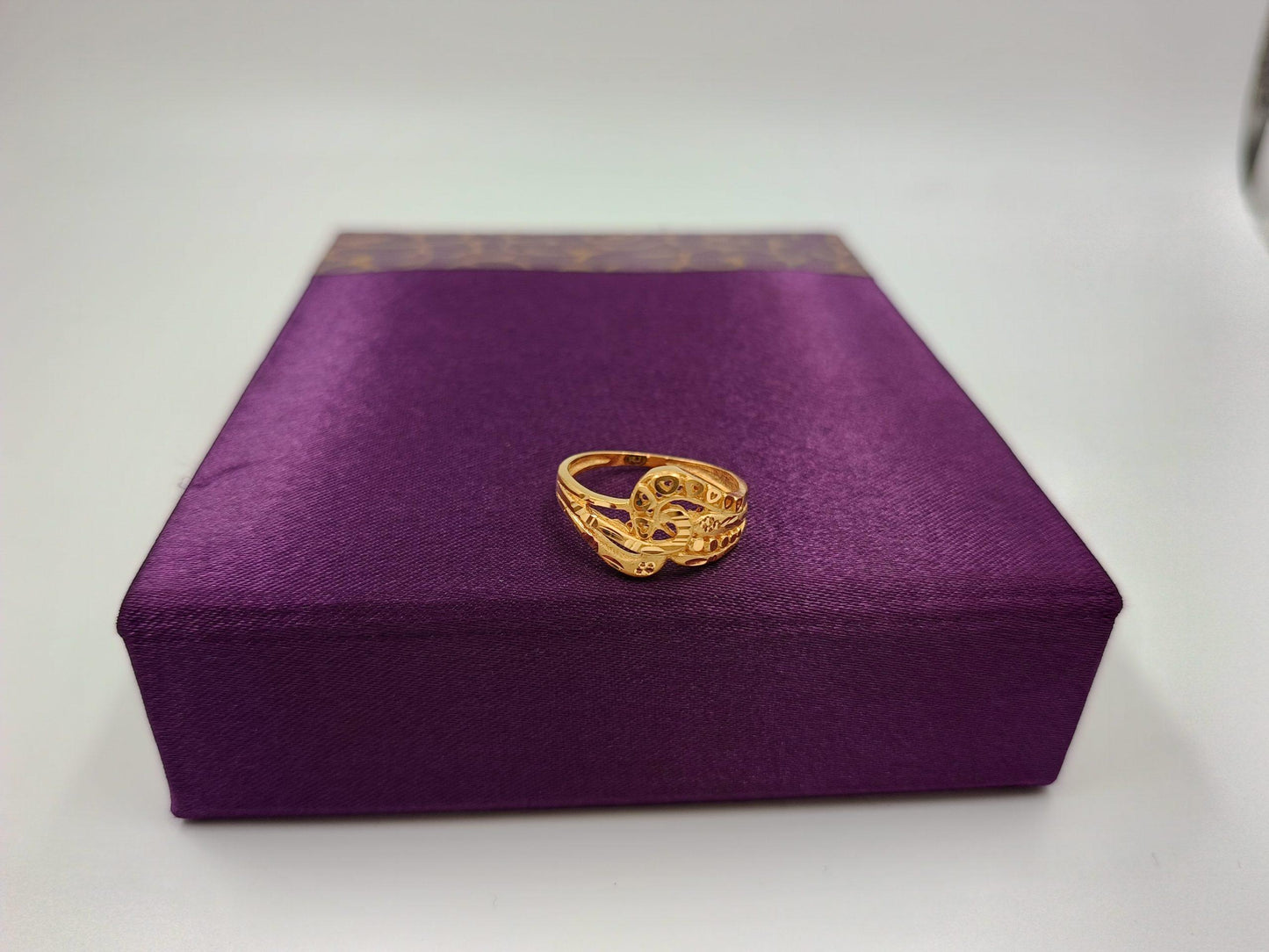 Women's Ring