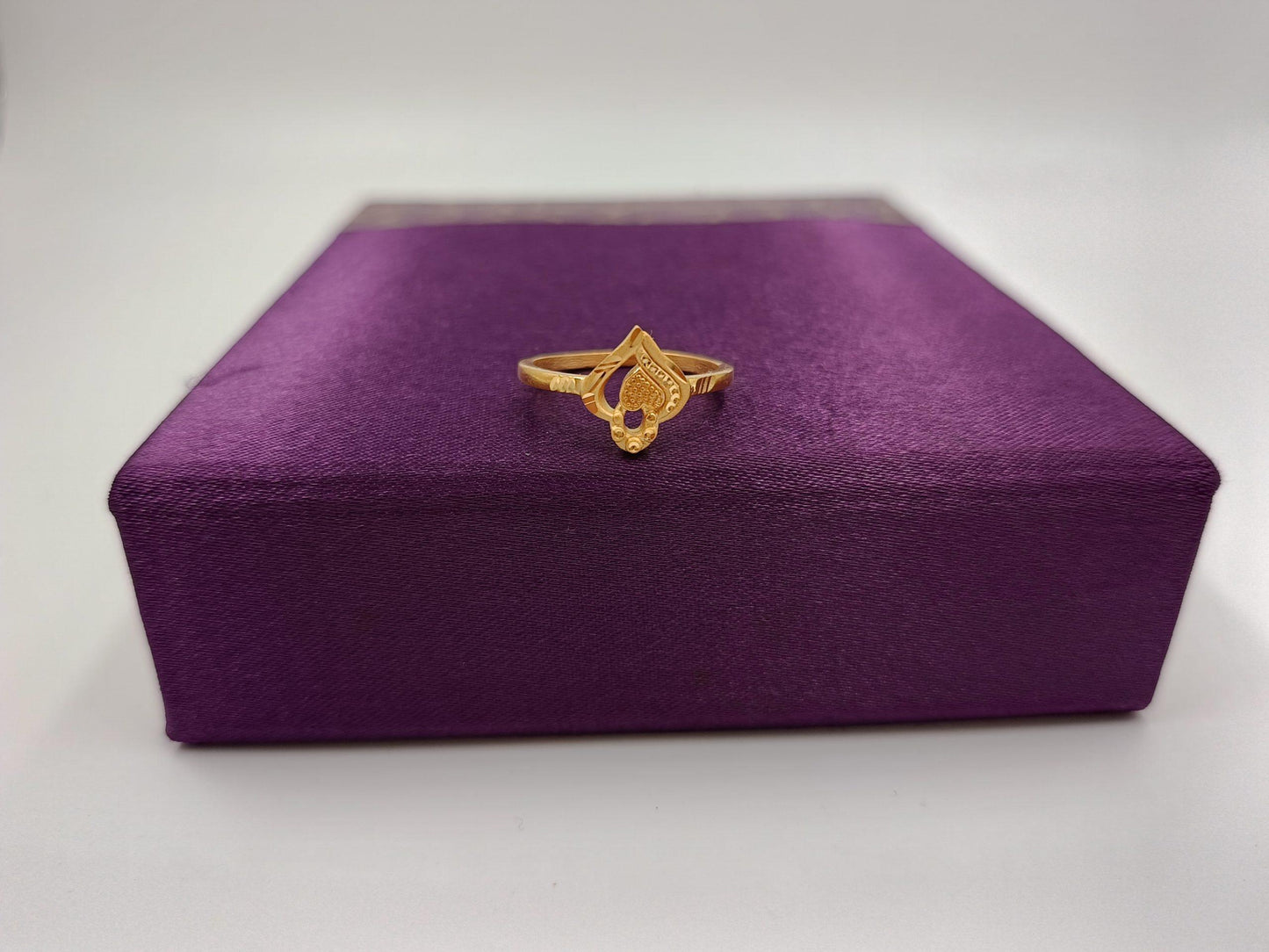 Women's Ring