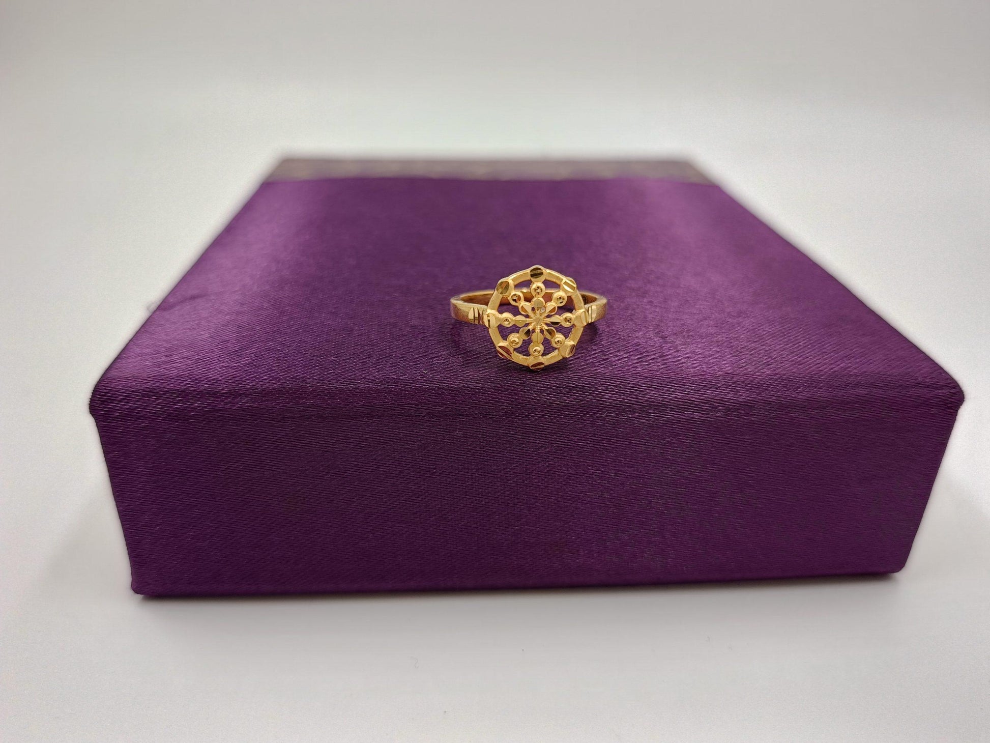 Women's Ring