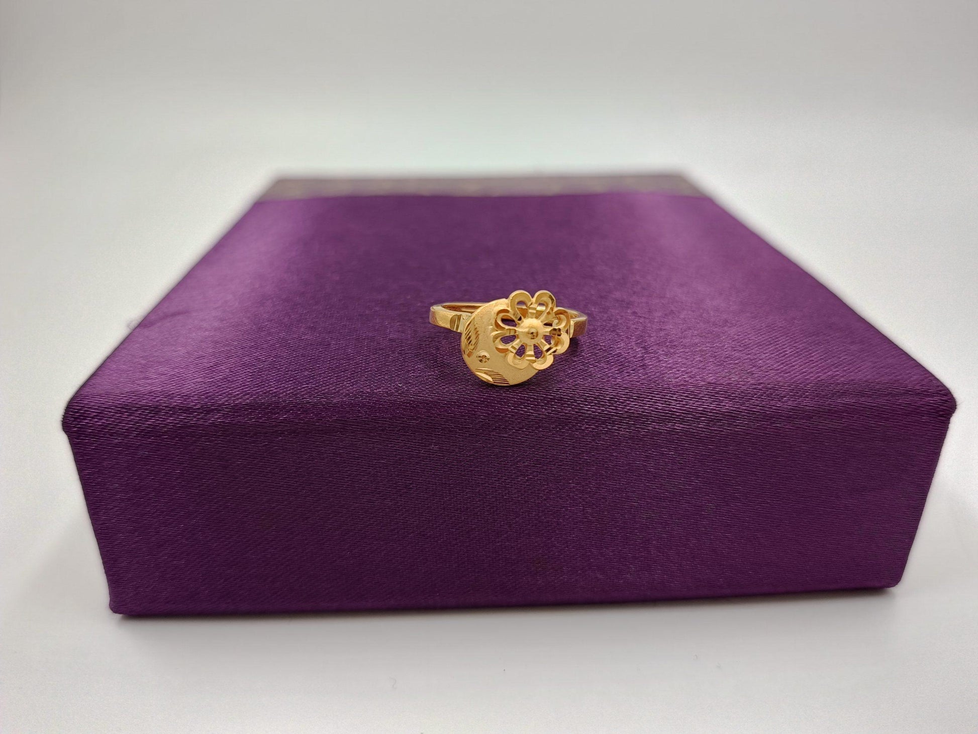 Women's Ring