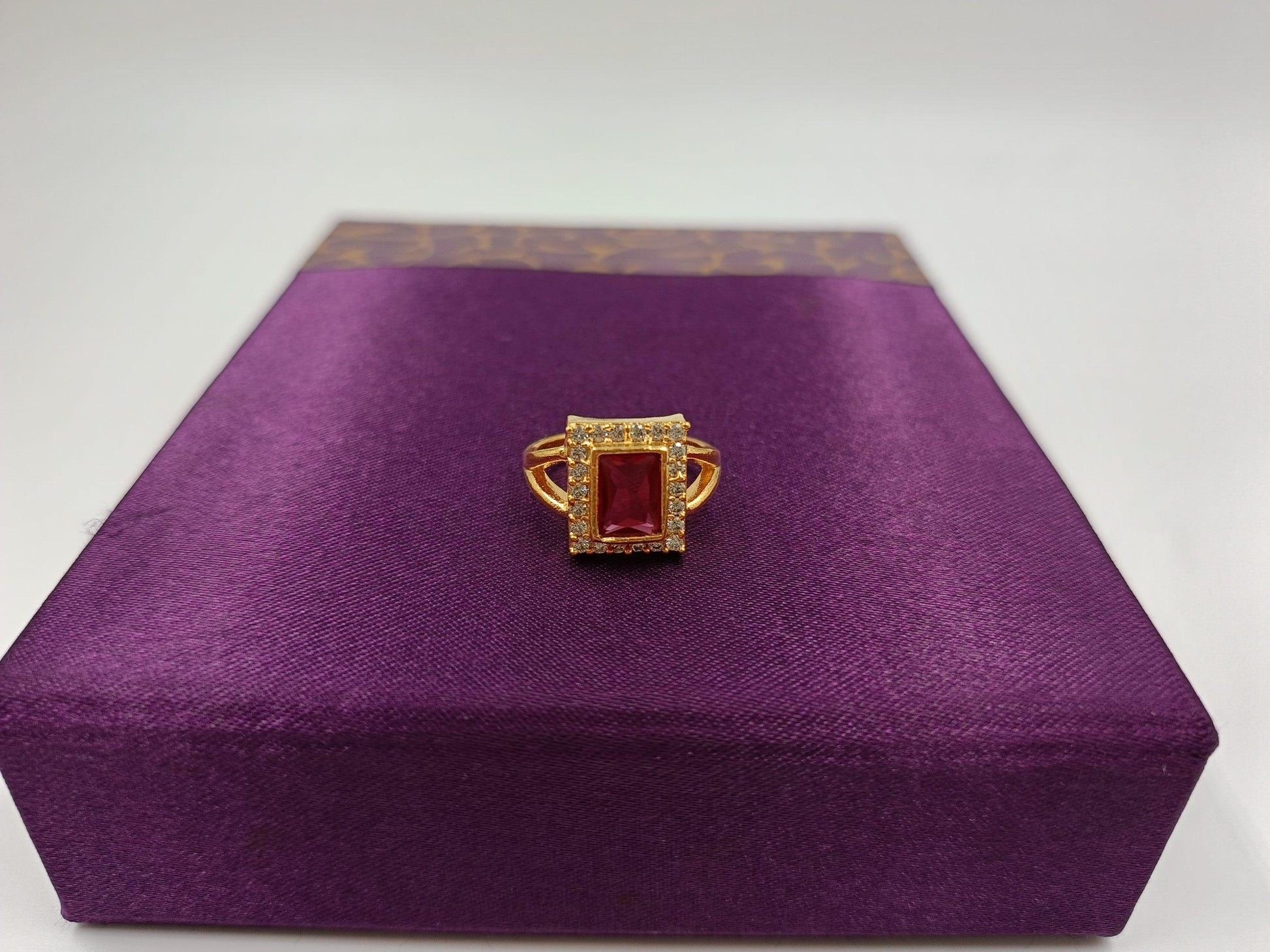 Women's Ring