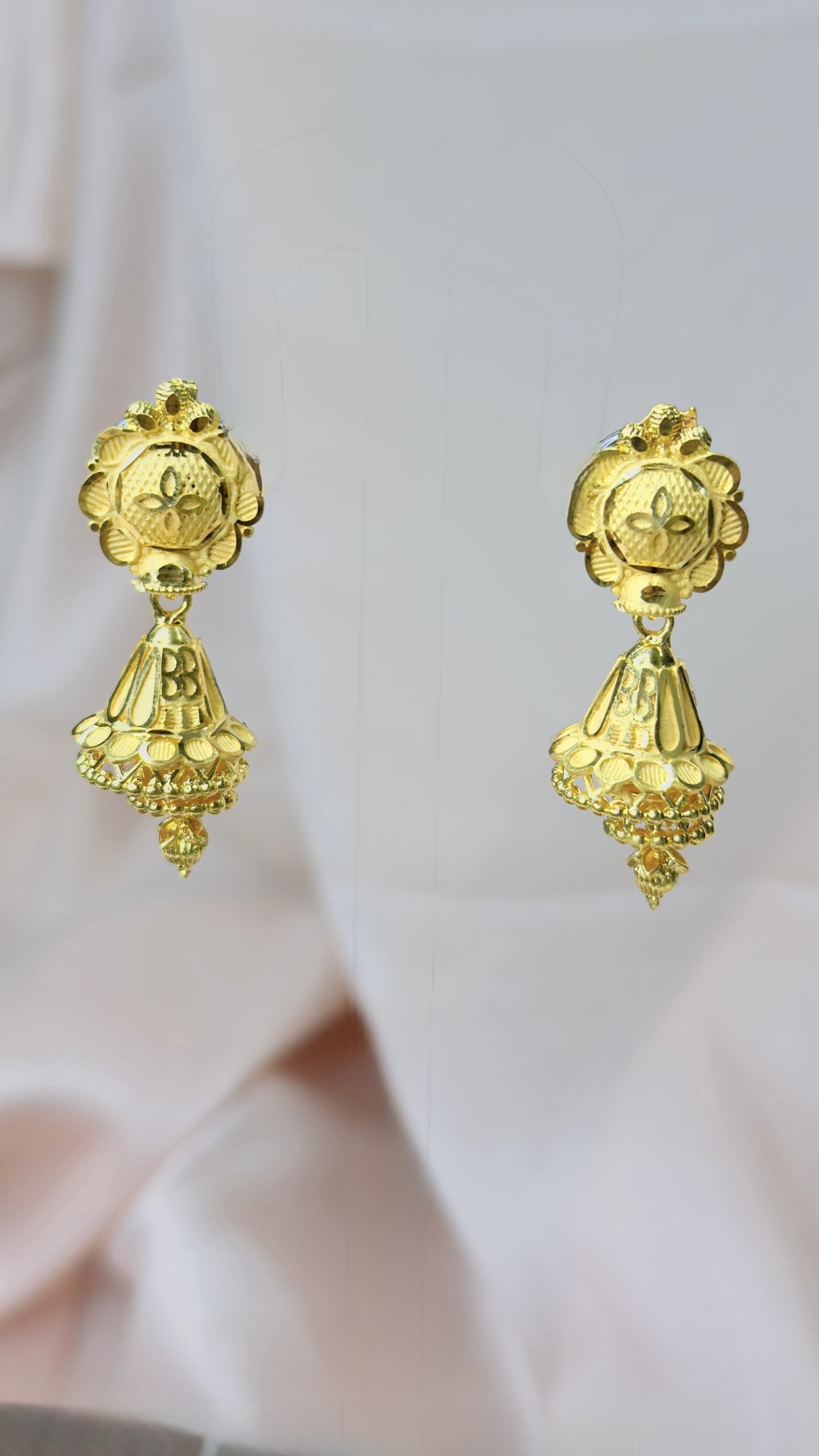 Forming Jhumka