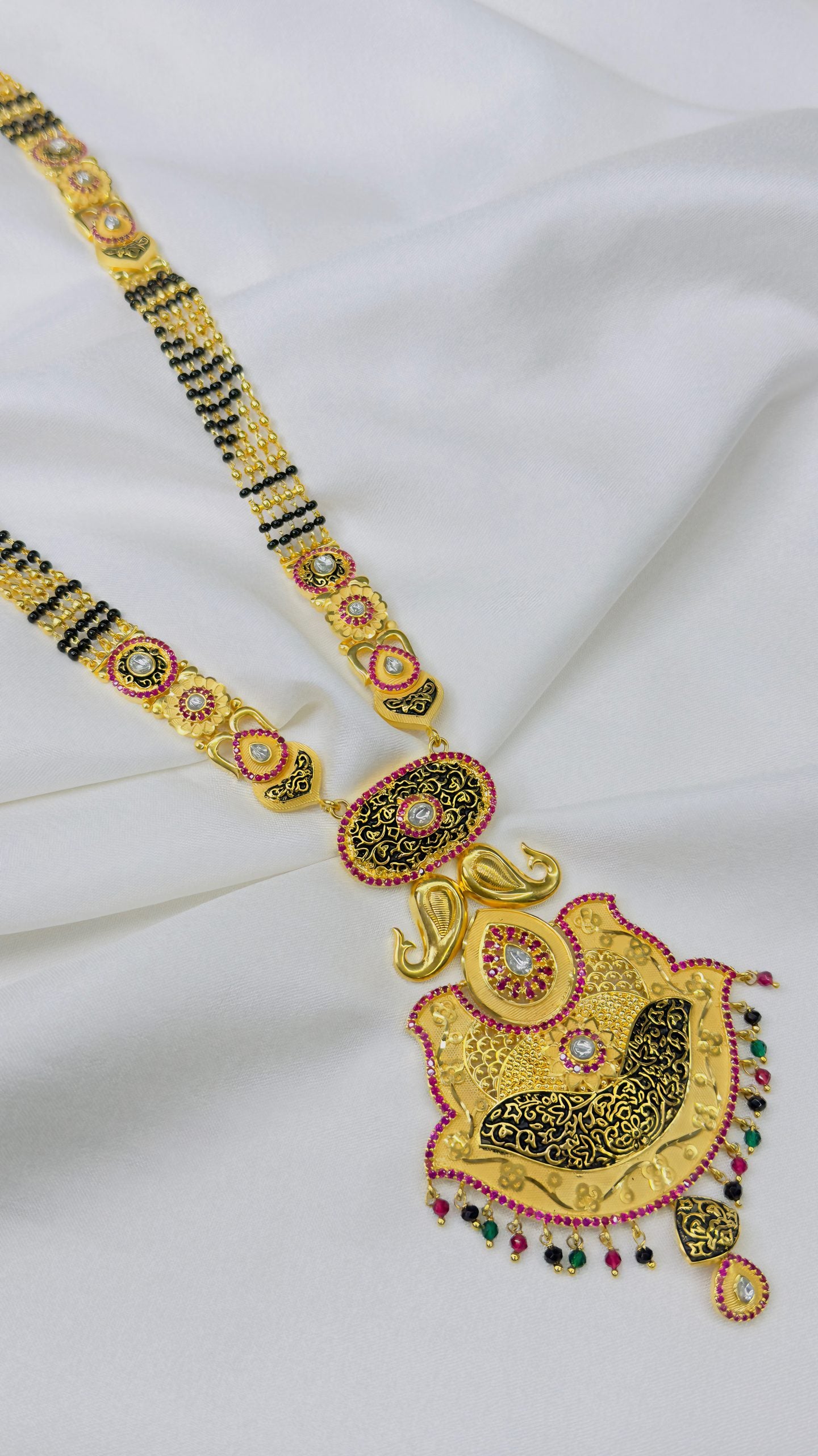 Forming Long Mangalsutra