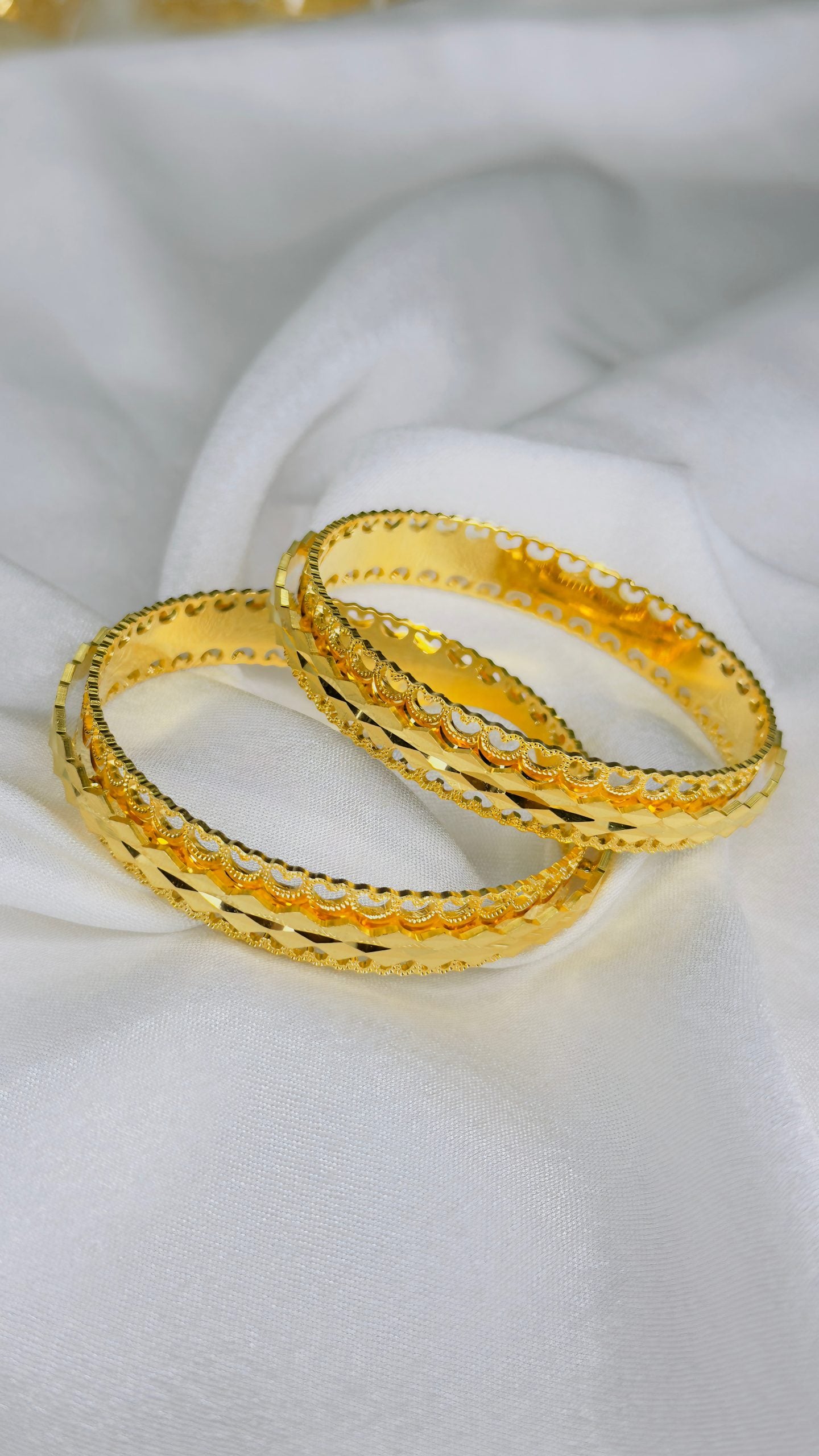 Forming 2 pc’s Bangles