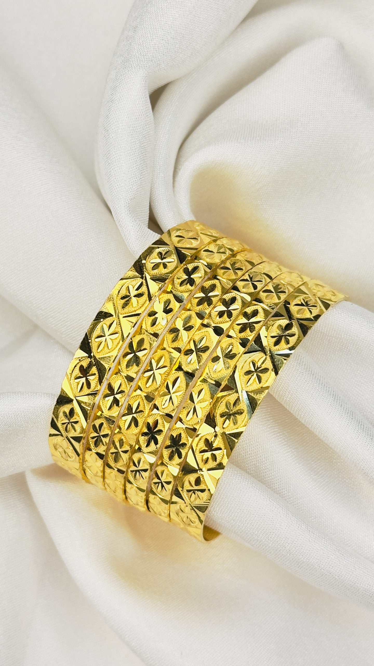 Forming 6 pcs bangles