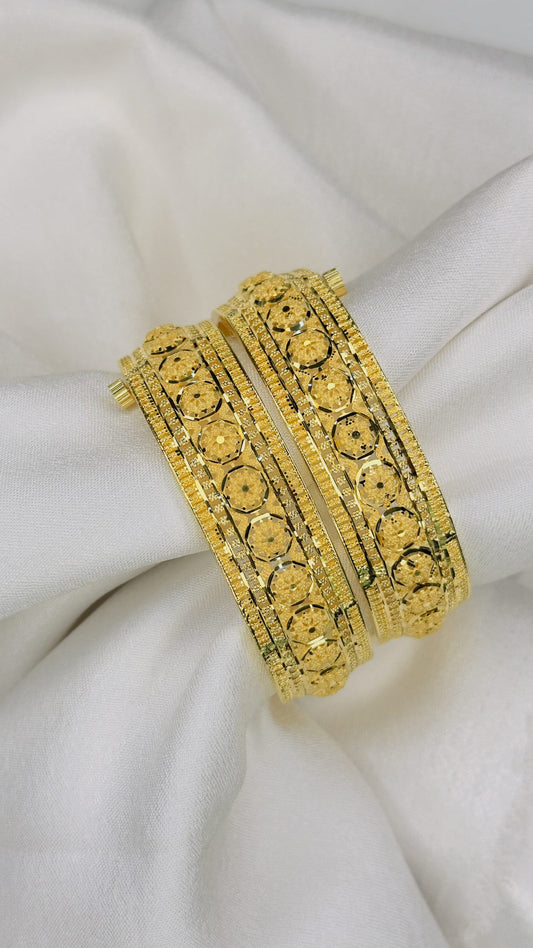 Forming 2 pc’s Bangales