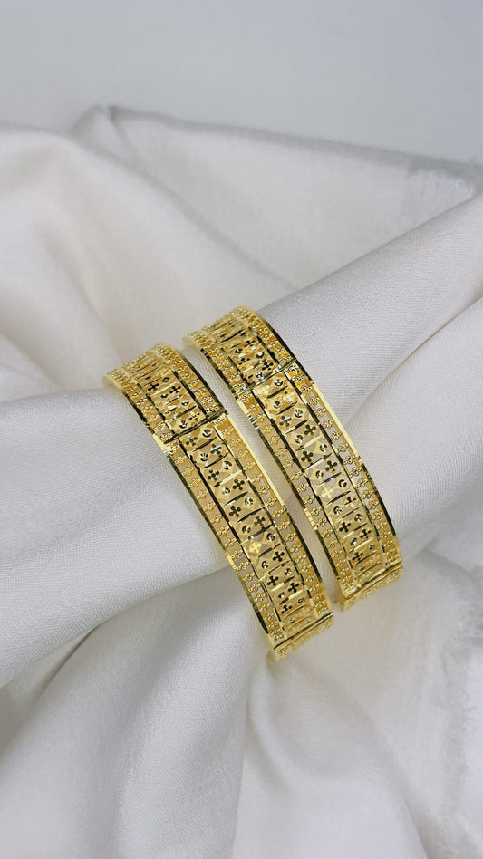 Forming 2 pc’s Bangales