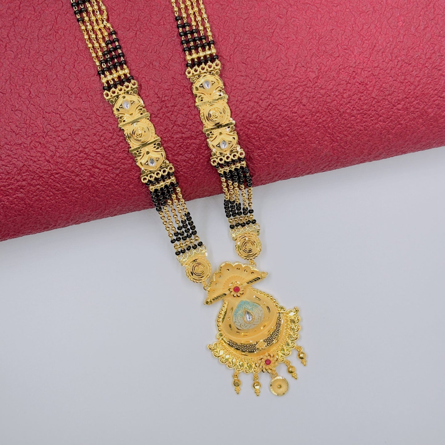 Forming Long Mangalsutra