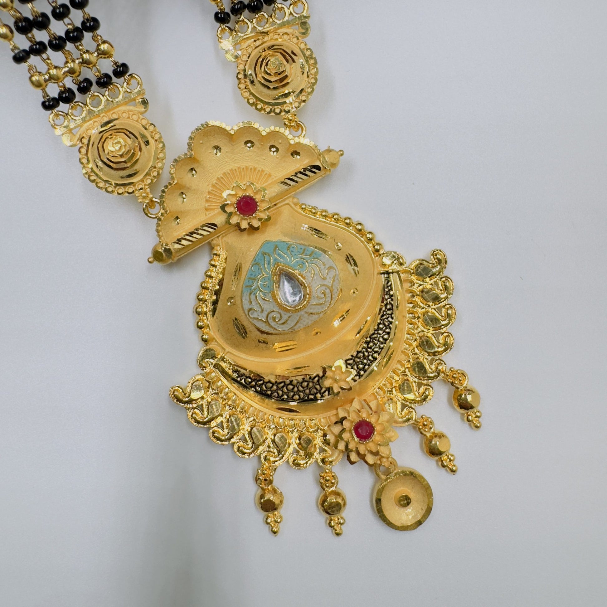 Forming Long Mangalsutra
