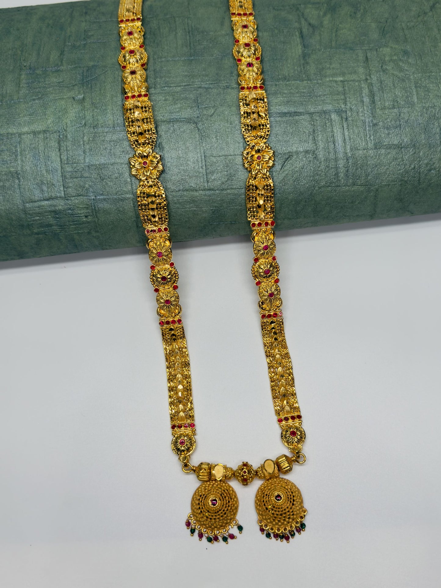 Forming Long Mangalsutra