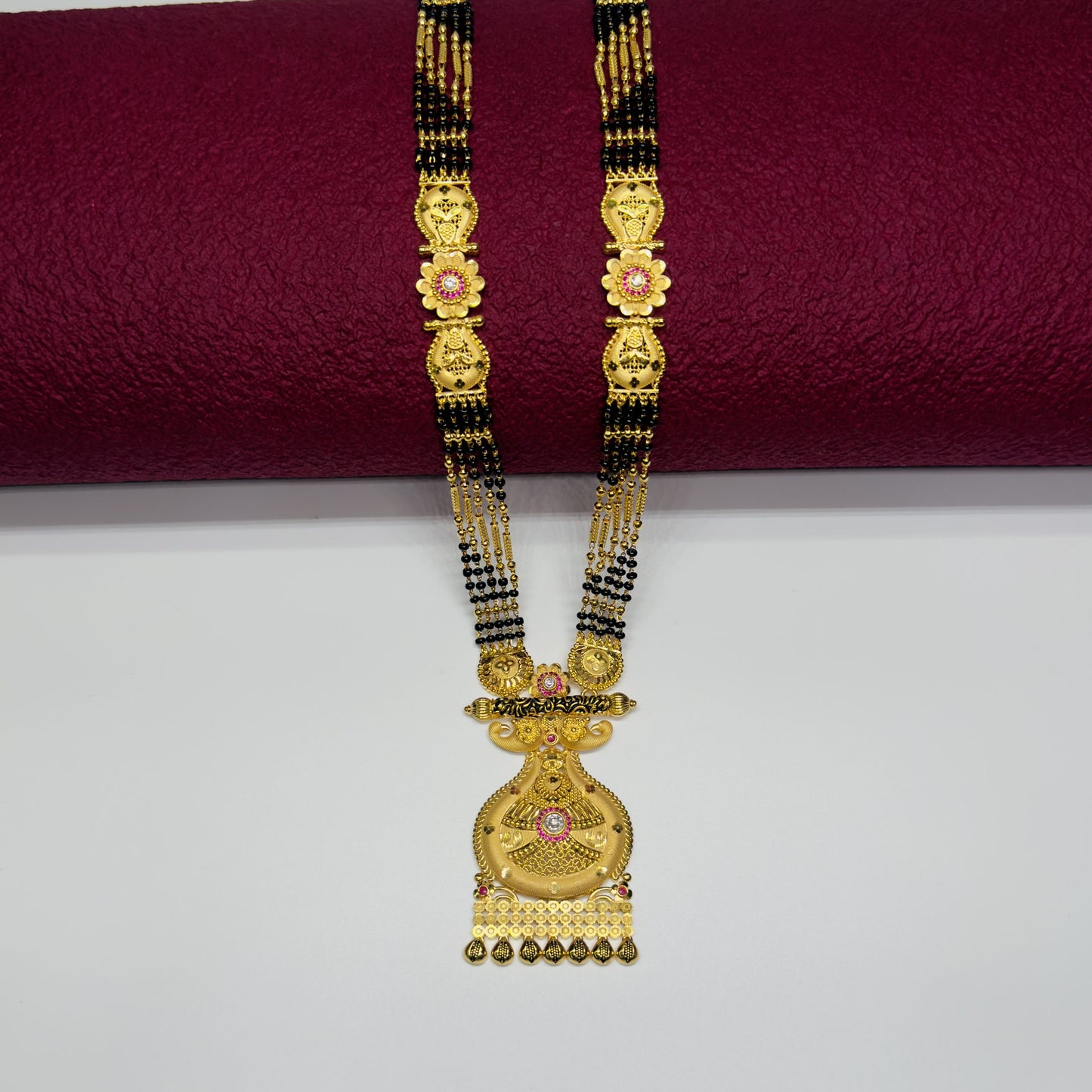 Forming Long Mangalsutra