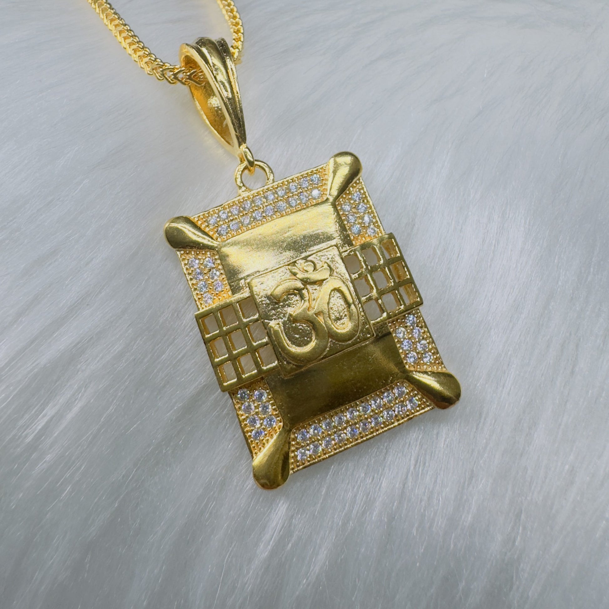 Chain Pendant