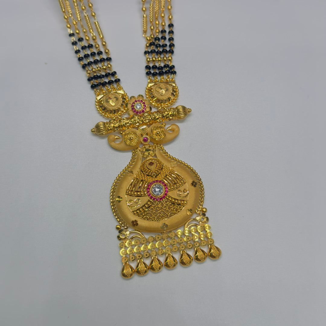Forming Long Mangalsutra