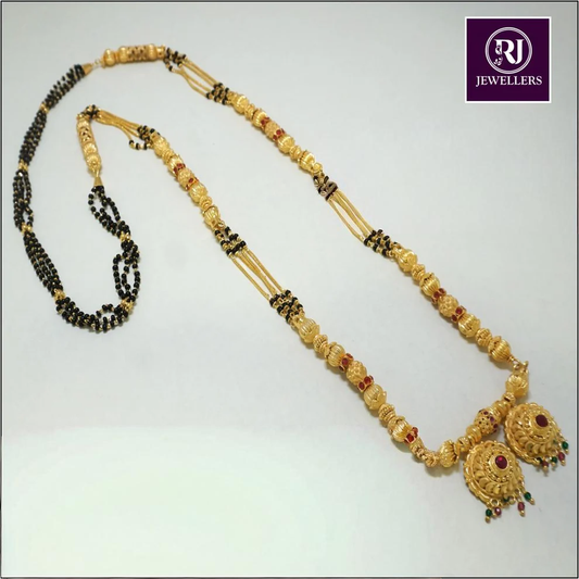 Forming Damru Mangalsutra