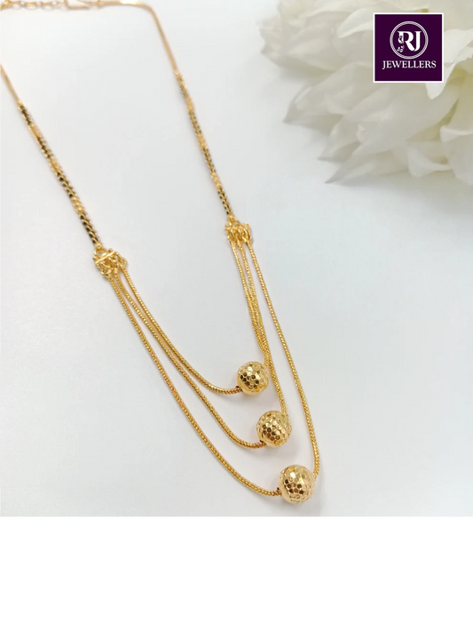 Forming Short Mangalsutra